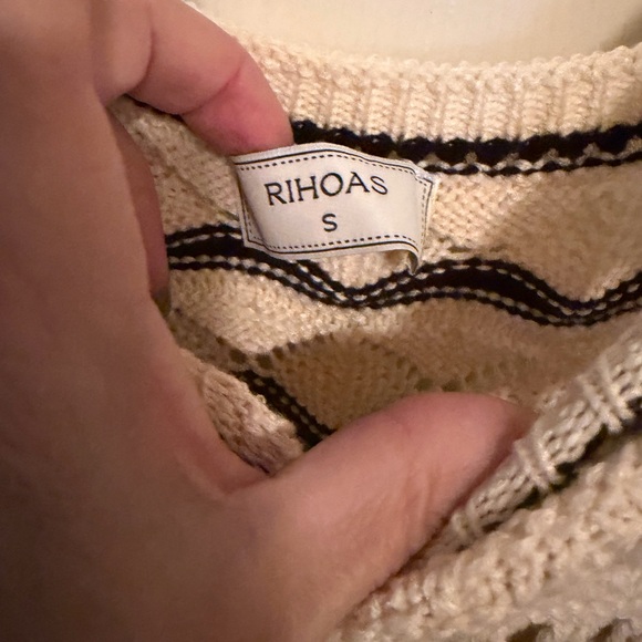 RIHOAS Cream Knit Top with Black Stripe Detail - Picture 10 of 10